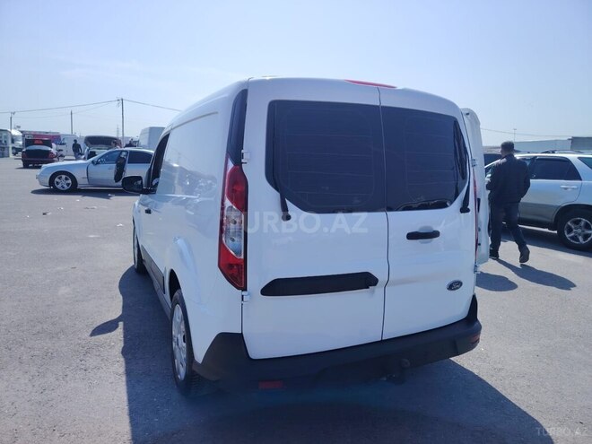Ford Transit Connect-3