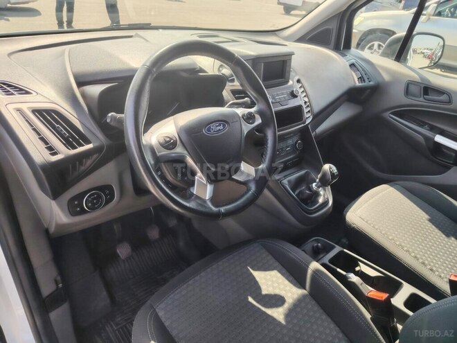 Ford Transit Connect-9