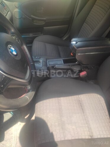 BMW 320-6