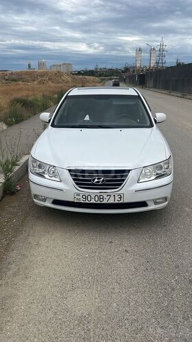 Hyundai Sonata-1