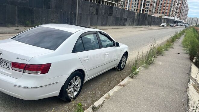 Hyundai Sonata-5