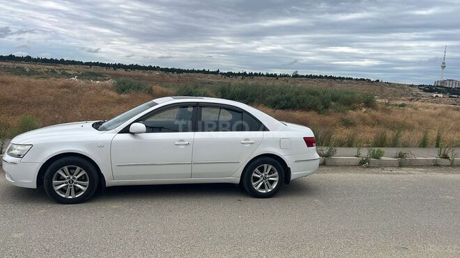 Hyundai Sonata-3