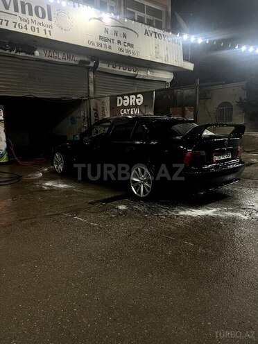 BMW 320-9