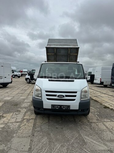 Ford Transit-1