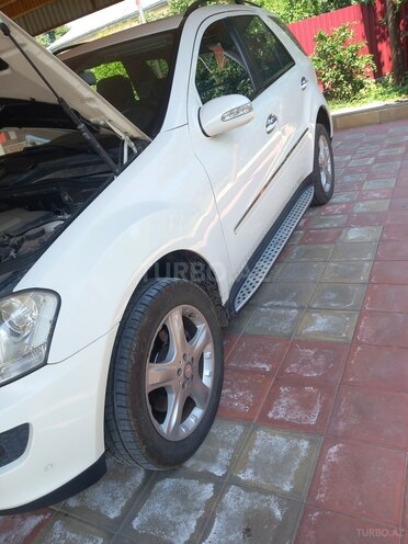 Mercedes ML 350 4MATIC-7