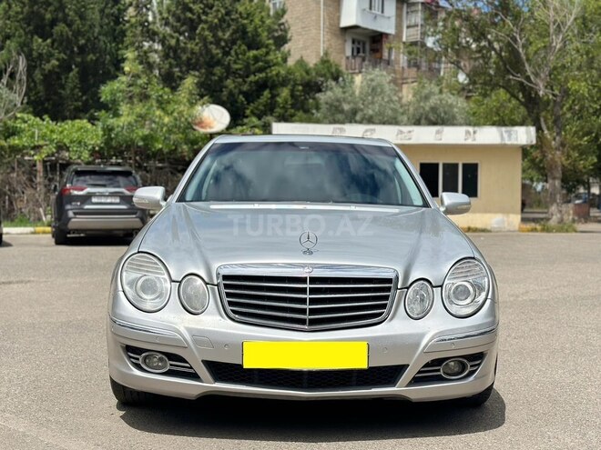 Mercedes E 220-2