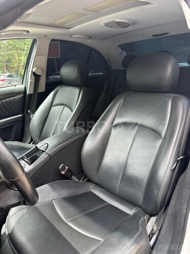 Mercedes E 220-12