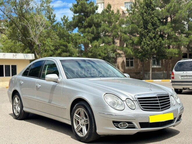 Mercedes E 220-3