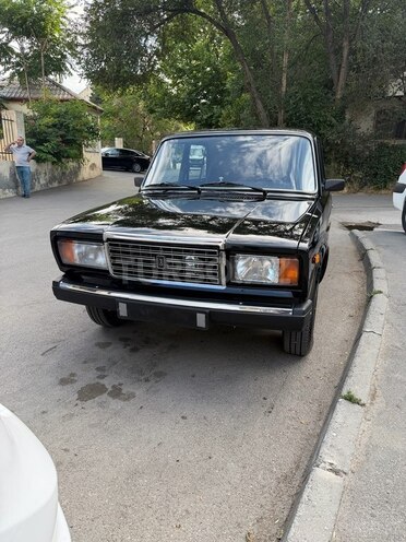 LADA (VAZ) 2107-1