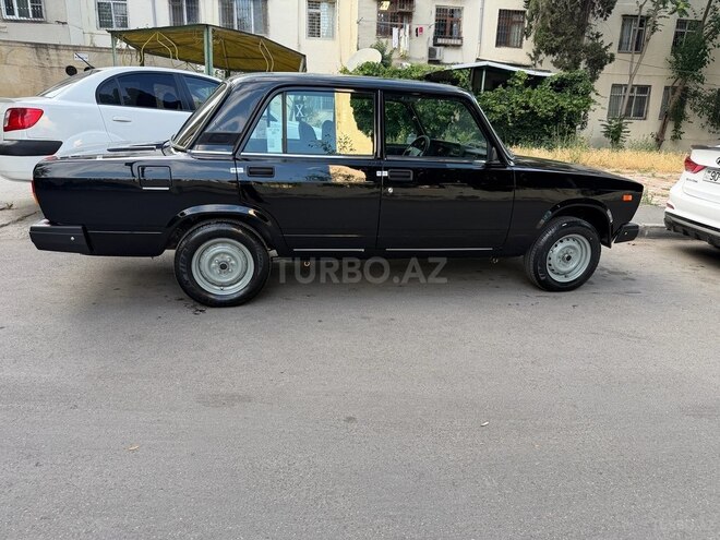 LADA (VAZ) 2107-5