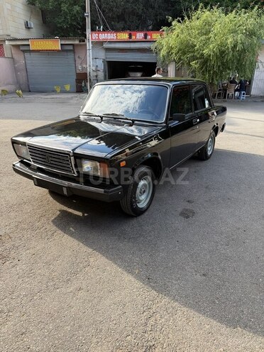 LADA (VAZ) 2107-2