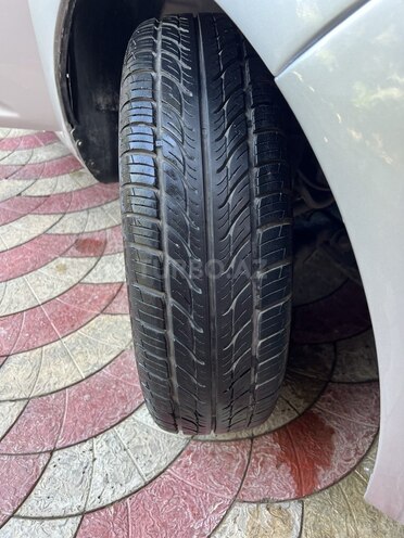 Chevrolet Spark-12