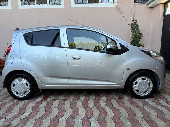 Chevrolet Spark-14