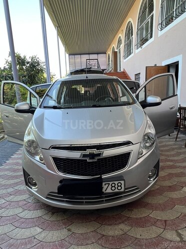 Chevrolet Spark-10