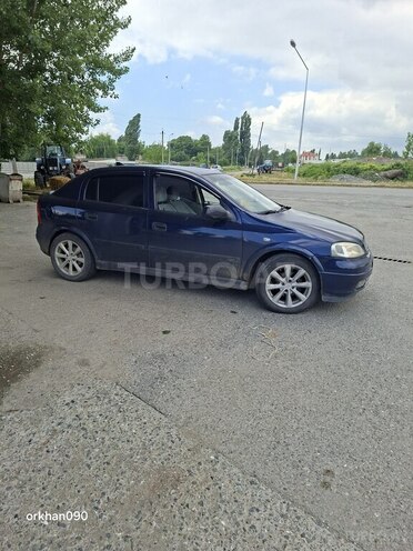Opel Astra-2