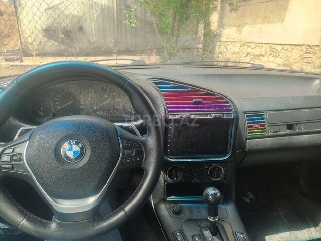 BMW 320-5