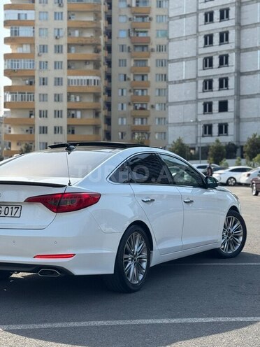 Hyundai Sonata-2
