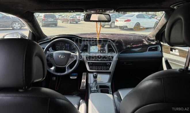 Hyundai Sonata-9