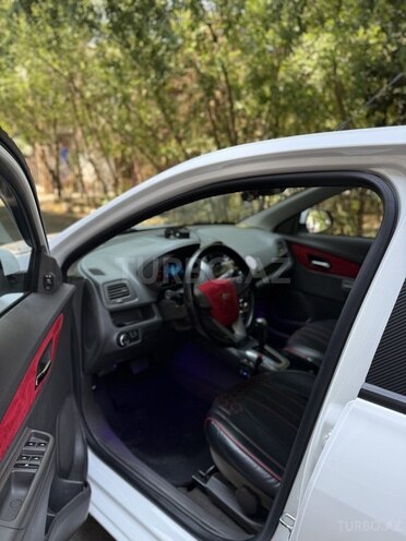 Chevrolet Cobalt-10