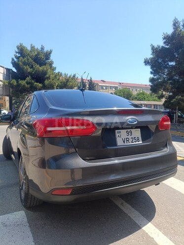 Ford Focus-4