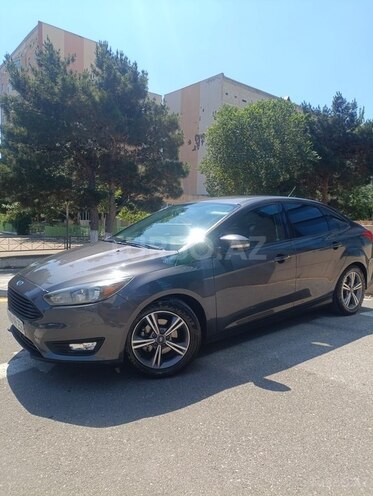 Ford Focus-3
