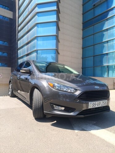 Ford Focus-2