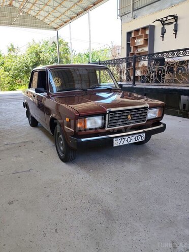 LADA (VAZ) 2107-2