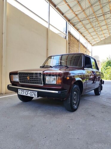 LADA (VAZ) 2107-1