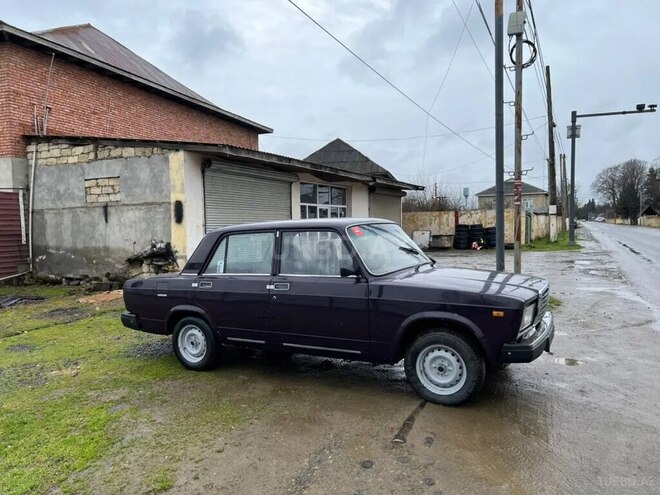 LADA (VAZ) 2107-5