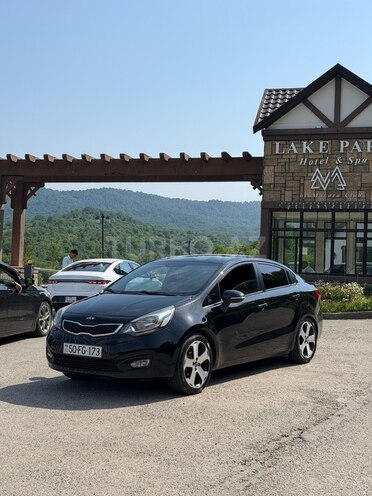 Kia Rio-1
