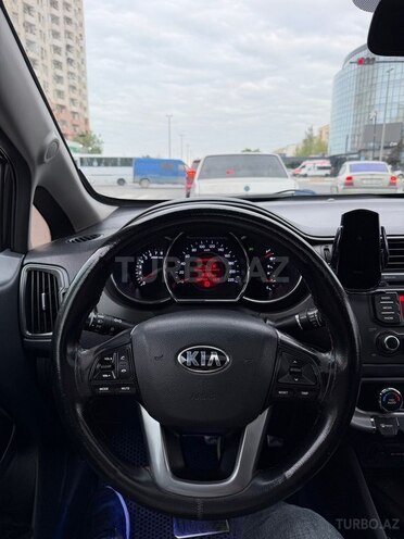 Kia Rio-14