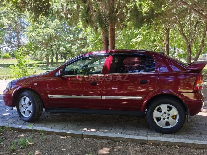 Opel Astra-3
