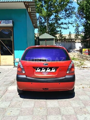 Kia Rio-2