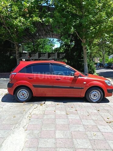 Kia Rio-4