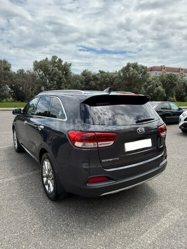Kia Sorento-4