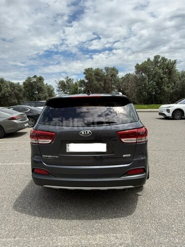 Kia Sorento-5