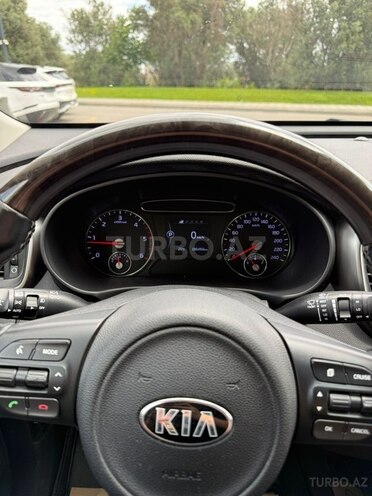 Kia Sorento-12