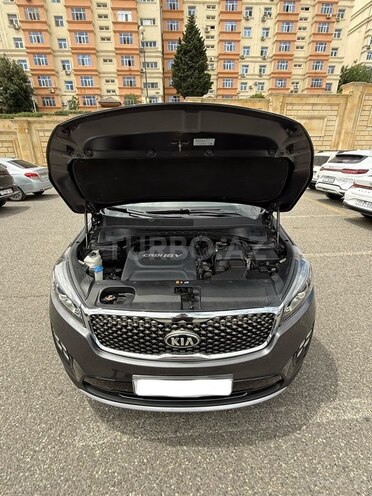 Kia Sorento-8