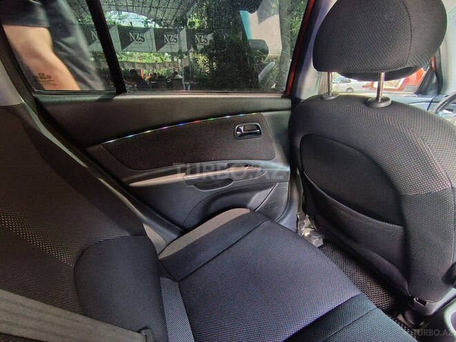 Kia Rio-13