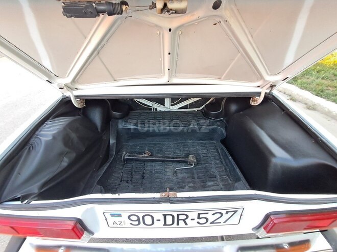 LADA (VAZ) 2107-6