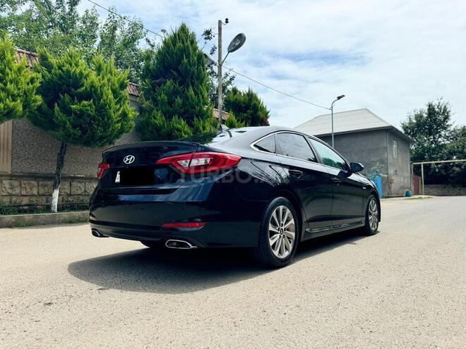 Hyundai Sonata-13