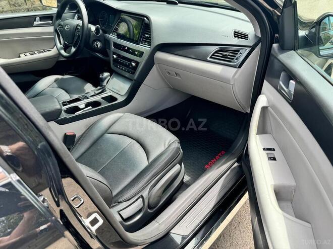 Hyundai Sonata-6