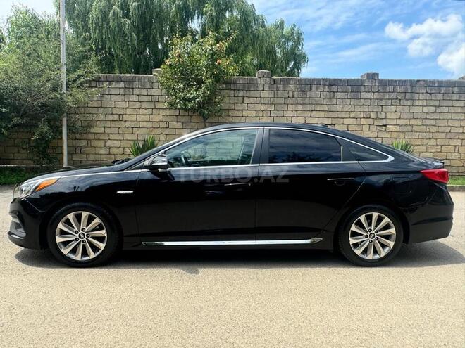 Hyundai Sonata-12