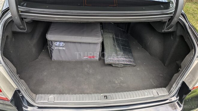 Hyundai Grandeur-15