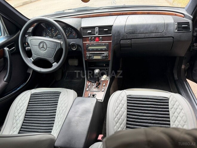 Mercedes C 200-12