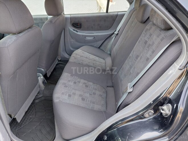 Hyundai Accent-9