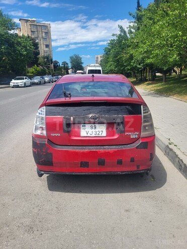 Toyota Prius-13