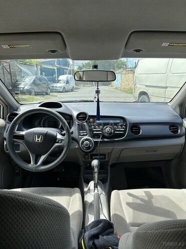 Honda Insight-5