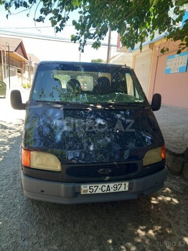 Ford Transit-1