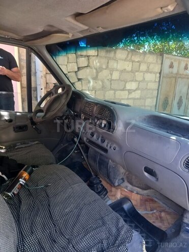 Ford Transit-5